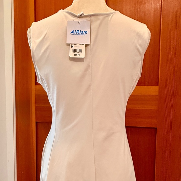 Uniqlo Ultra Stretch Off-White Airism Maxi Dress 
.size M - Picture 4 of 8